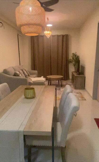 Orked Vanda, 3 Bedroom Apartment, Seaview Netflixwifiyoutube Куала-Тренгану Екстер'єр фото